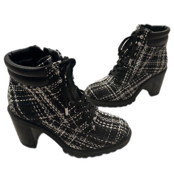 JLO Jennifer Lopez Rigly Platform Boot, Women's Size 9M, Black/White Tweed - Picture 2 of 10